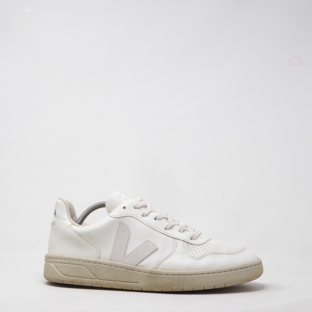 Veja Mens V-10 CWL Sneakers White Leather Low Top Shoes Size 11